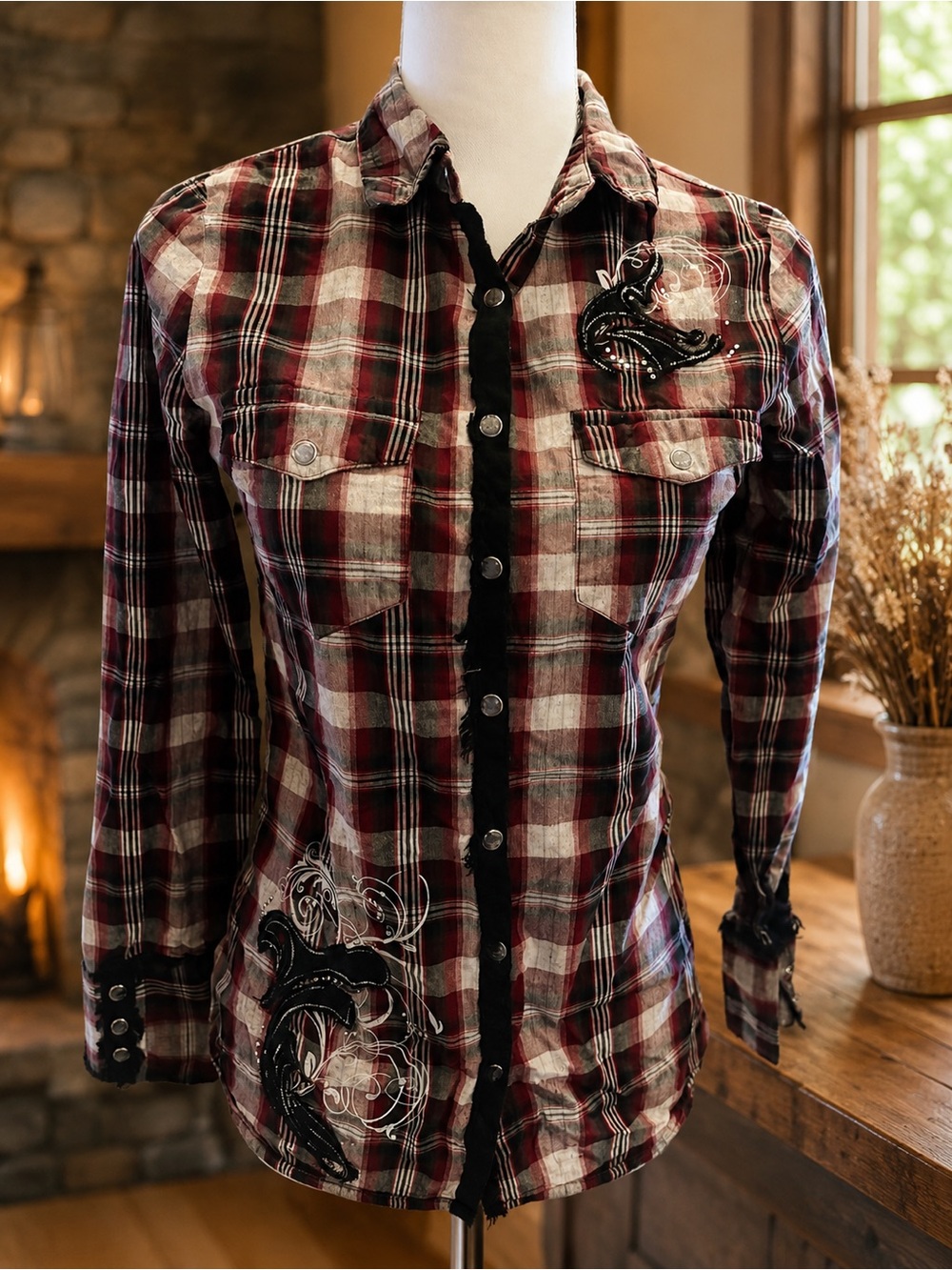 Maurices Premium Plaid Western Shirt Embellished Fringe Trim Women’s Small